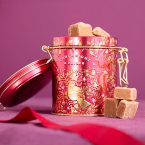 12 DAYS OF CHRISTMAS- BUTTER FUDGE ΣΕ ΚΟΚΚΙΝΟ ΜΕΤΑΛΛΙΚΟ ΚΟΥΤΙ 175GR