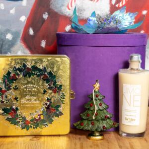 XΡΙΣΤΟΥΓΕΝΝΙΑΤΙΚΗ ΜΩΒ ΒΕΛΟΥΔΙΝΗ ΣΥΝΘΕΣΗ