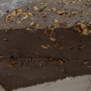 ΧΑΛΒΑΣ ΣΟΚΟΛΑTENIOS ΜΕ ΑΜΥΓΔΑΛΑ 500GR